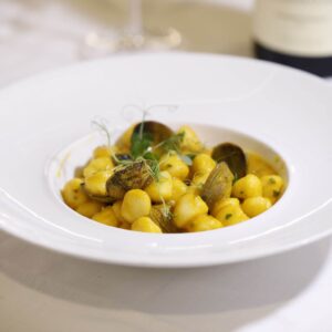 Gnocchetti alla Bisque di Crostacei, Vongole e Calamaro